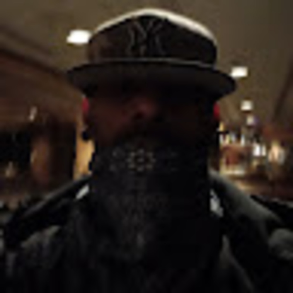 Meet your Posher, Christopher